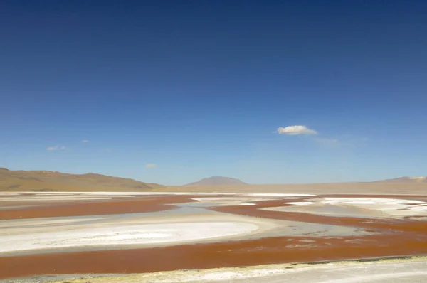 Een Prachtig Uitzicht Laguna Verde Meer Achtergrond Van Heuvels Onder — Stockfoto