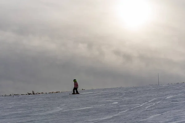 Plan Des Skieurs Sur Piste Ski — Photo