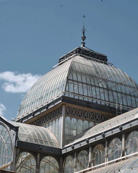 Primer Plano Hermoso Techo Del Famoso Palacio Cristal Parque Del — Foto de Stock