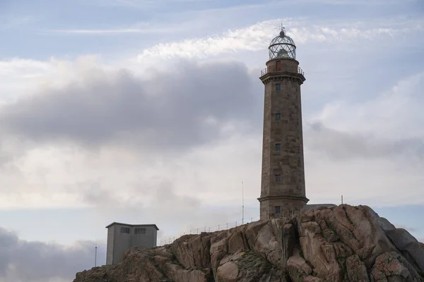 Galiçya Daki Vilan Burnu Deniz Fenerinin Güzel Manzarası Bulutlu Bir — Stok fotoğraf