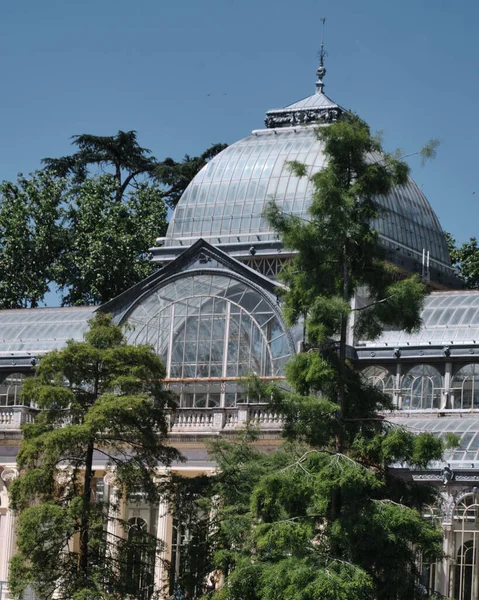 Una Vista Del Famoso Palacio Cristal Parque Del Retiro Madrid —  Fotos de Stock