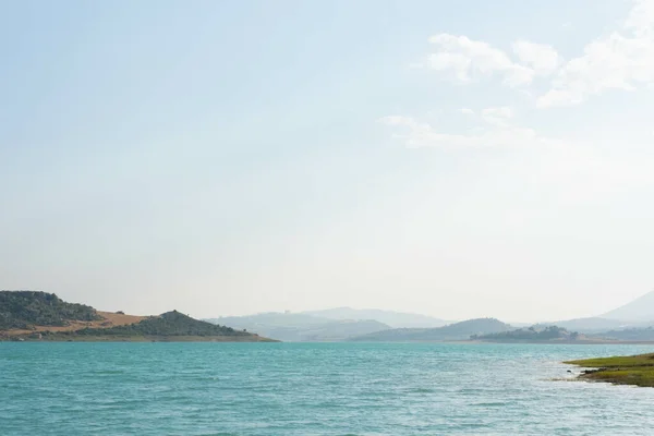 Piękna Sceneria Morza Pod Jasnym Niebem Kayadibi Tarsus Mersin Turcja — Zdjęcie stockowe