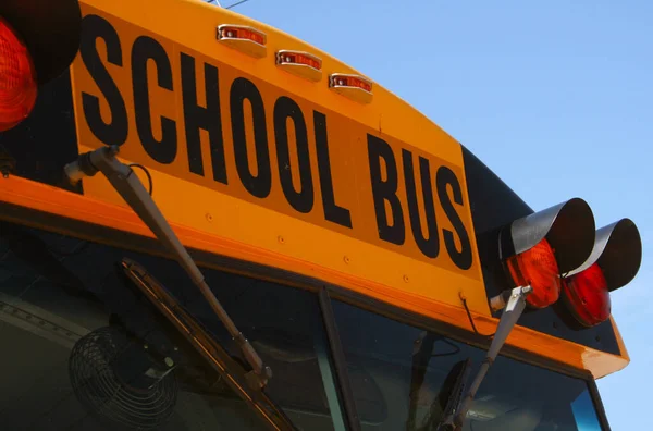 Nahaufnahme Eines Schulbusses — Stockfoto