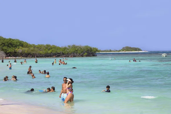 Morrocoy National Park Venezuela Junio 2021 Grupo Personas Nadando Relajándose — Foto de Stock