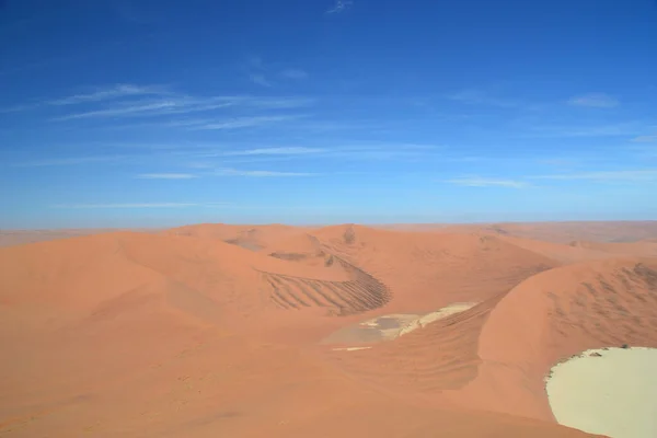 Eine Friedliche Wüstenlandschaft Der Düne Deadvlei Der Nähe Von Sossusvlei — Stockfoto