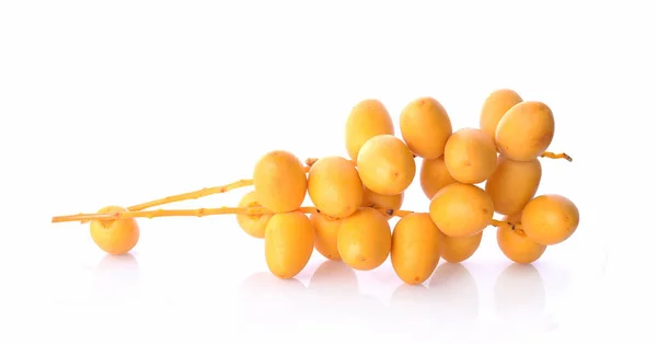 Ένα Μάτσο Φρέσκα Φρούτα Παλάμη Ημερομηνία Απομονώνονται Λευκό Φόντο — Φωτογραφία Αρχείου