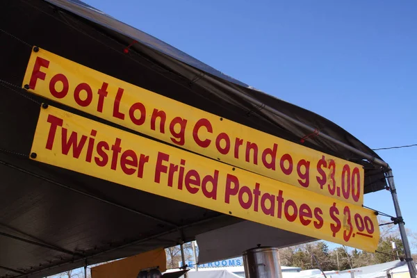 Food Vendor County Fair Captivating Advertisements — Stock Photo, Image