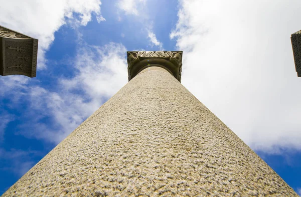 Uma Foto Baixo Ângulo Monumento Didgori Didgori Geórgia — Fotografia de Stock