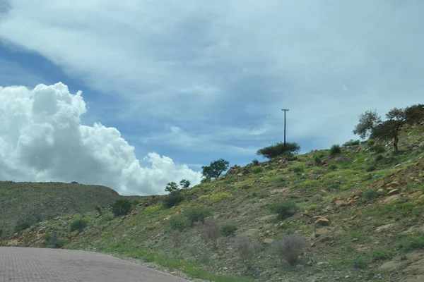 Una Collina Lungo Strada Namibia Una Giornata Nuvolosa — Foto Stock