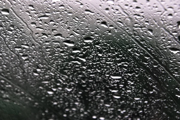 Nahaufnahme Eines Fensters Das Mit Wassertropfen Bedeckt Ist — Stockfoto