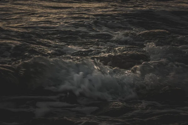 Zbliżenie Ujęcie Fal Oceanu Dla Tapety Tła — Zdjęcie stockowe