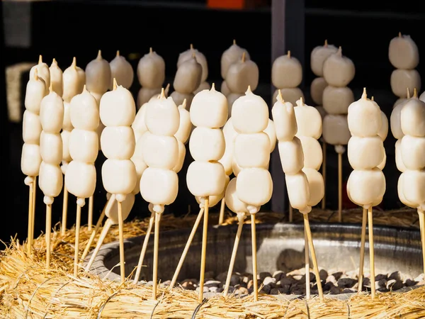 Primo Piano Del Tradizionale Street Food Giapponese Dango — Foto Stock