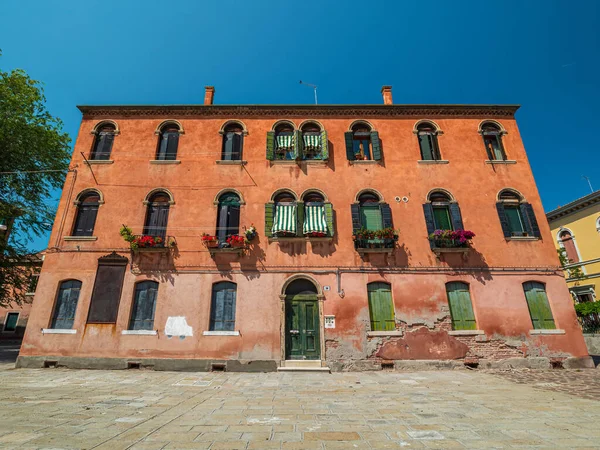 Venetië Architectuur Oude Muren Tijdens Zomer — Stockfoto