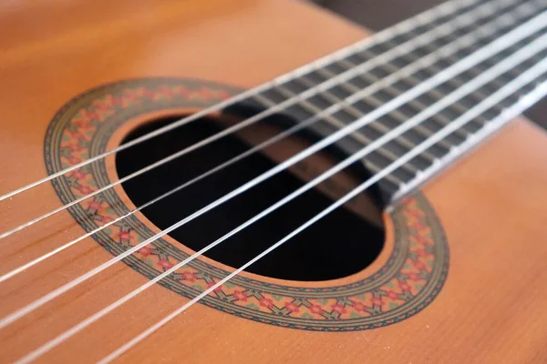 Gros Plan Une Guitare Nahaufnahme Einer Konzert Und Klassikgitarre — Photo