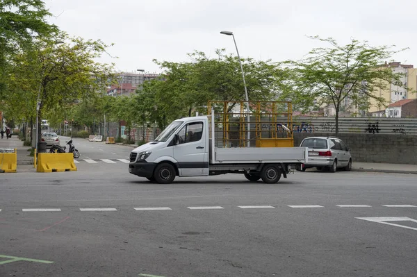 Barcelona Spain Juni 2021 Van Kerja Dari Jendela Toko — Stok Foto