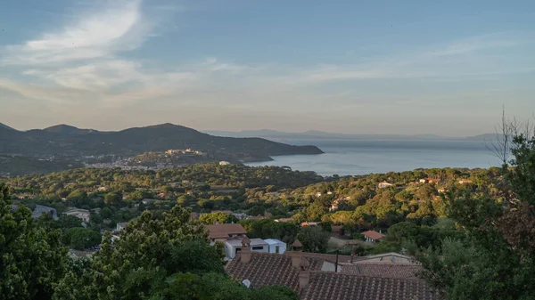 Una Bonita Vista Parque Nacional Del Archipiélago Toscano Portoferraio Italia —  Fotos de Stock