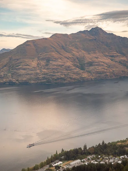 Piękne Krajobrazy Cecil Peak Jeziora Wakatipu Fernhill — Zdjęcie stockowe