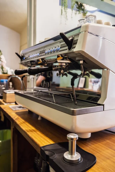 Una Toma Vertical Una Máquina Para Hacer Café — Foto de Stock