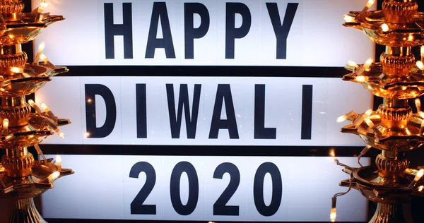 Primo Piano Segno Illuminato Del Diwali 2020 — Foto Stock