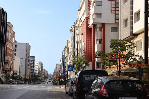 Kenitra Morocco 2021年5月5日 Avenue Mohamed Diouri Street Scape Some Vehicles — ストック写真