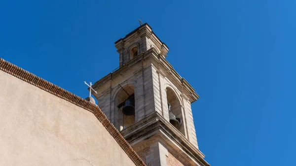 Uno Scatto Architettura Città Con Cielo Blu Sullo Sfondo — Foto Stock