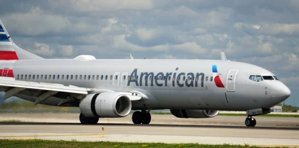 Chica United States Jul 2021 American Airlines Plane Taxiing Chicago — Stock Photo, Image