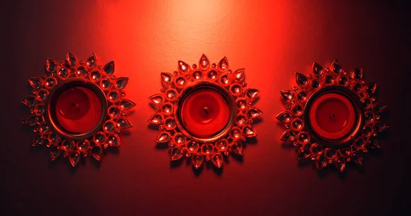 Una Vista Dall Alto Candele Diwali Decorative Rosse Bruciate — Foto Stock