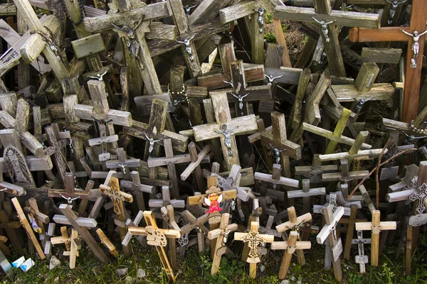 立陶宛北部著名的十字山 — 图库照片