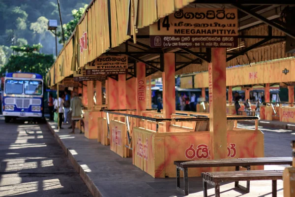 Monaragala Ana Otobüs Durağındaki Tezgahlar Sri Lanka Nın Uva Ilindeki — Stok fotoğraf