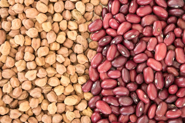 一堆蚕豆和红豆背景 — 图库照片