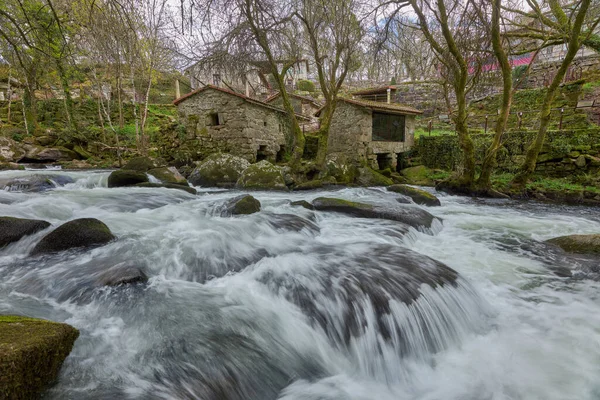 Alte Restaurierte Traditionelle Häuser Ufer Des Flusses Arenteiro Der Gegend — Stockfoto