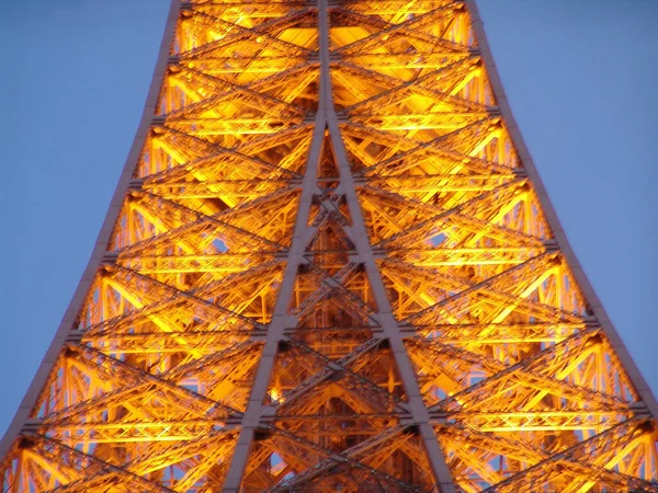 Paris France Aug 2010 Closeup Metal Structure Eiffel Tower Clear — Stock Photo, Image