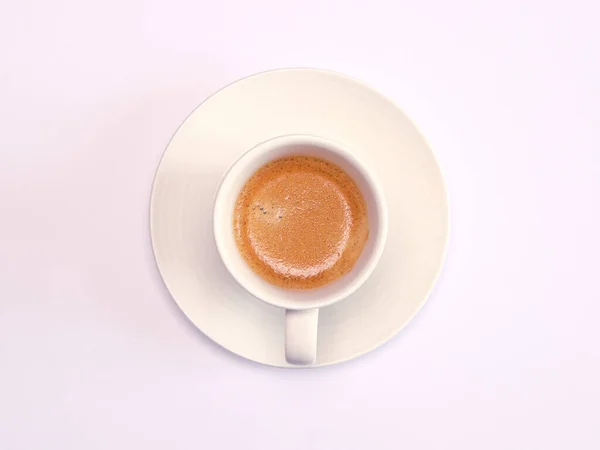 Penutup Dari Secangkir Cappuccino Pada Latar Belakang Putih Tampilan Atas — Stok Foto