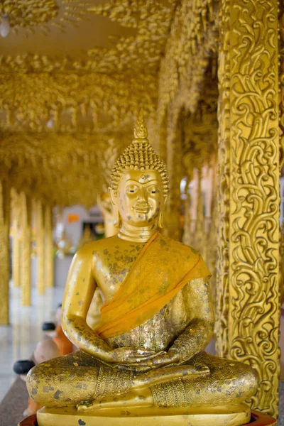 Золота Статуя Будди Тайському Храмі Таїланді Південно Східній Азії — стокове фото