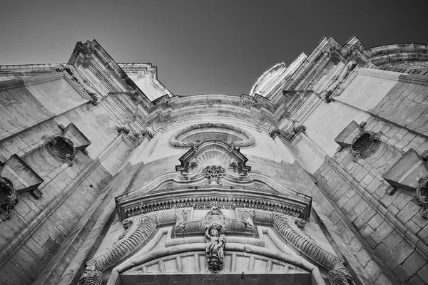 Cadiz Spain Sep 2018 Low Angle Grayscale Shot Cathedral Santa — Stock Photo, Image