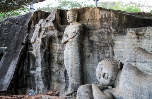 Statua Buddha Gal Vihara Presso Sito Patrimonio Mondiale Dell Unesco — Foto Stock