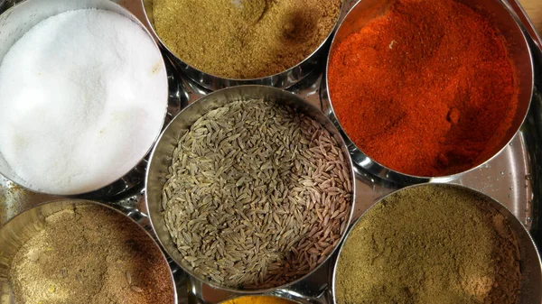 Varias Especias Indias Masala Forma Entera Polvo Para Cocinar Cocina —  Fotos de Stock