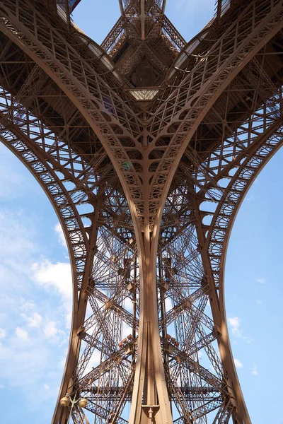 Paris Fransa Daki Eyfel Kulesi Nin Ikonik Bir Detayının Dikey — Stok fotoğraf