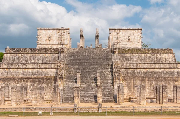 Templo Dos Guerreiros Chichen Itza México — Fotografia de Stock