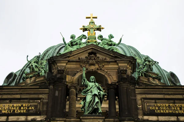 Beroemde Berlijnse Kathedraal Museumeiland — Stockfoto