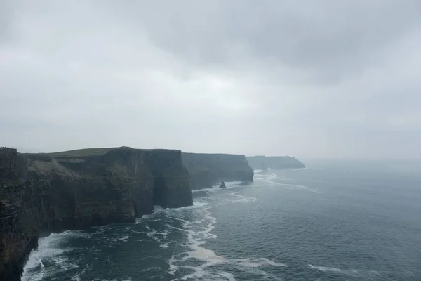 Scenic Cliffs Moher Gloomy Cloudy Day Ireland — Stock Photo, Image