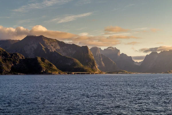 Vista Verso Isole Lofoten Norvegia Bellissimo Tramonto — Foto Stock