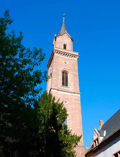 Die Laurentius Kirche Weinheim — Stockfoto