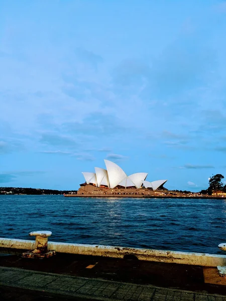 Arquitetura Moderna Ópera Sydney Junto Oceano Austrália — Fotografia de Stock