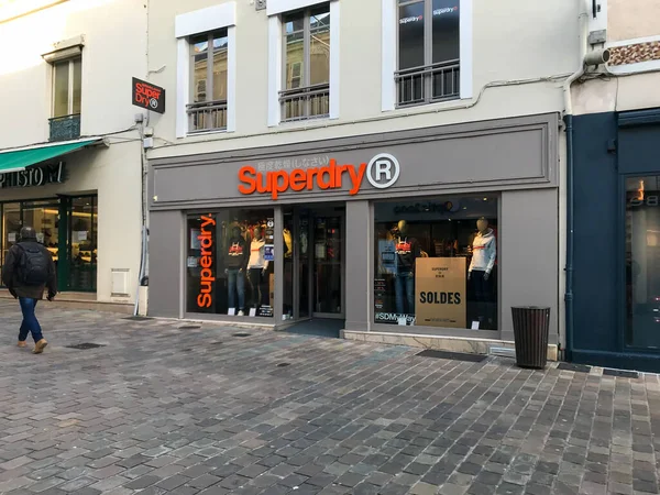 Superdry store Stock Photos, Royalty Free Superdry store Images |  Depositphotos