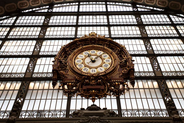Ángulo Bajo Del Reloj Musee Orsay París Francia — Foto de Stock