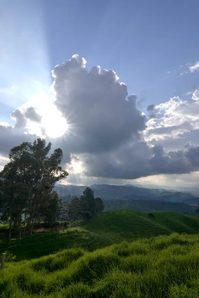 コロンビアのEntrerios 2021年6月27日 アンティオキアの美しい山岳風景の魅惑的な景色Vereda Zancudo — ストック写真