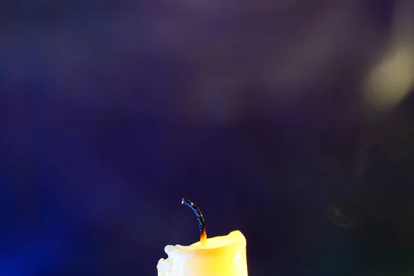 Closeup Shot Tip Extinguished Candle Dark Blue Background — Stock Photo, Image