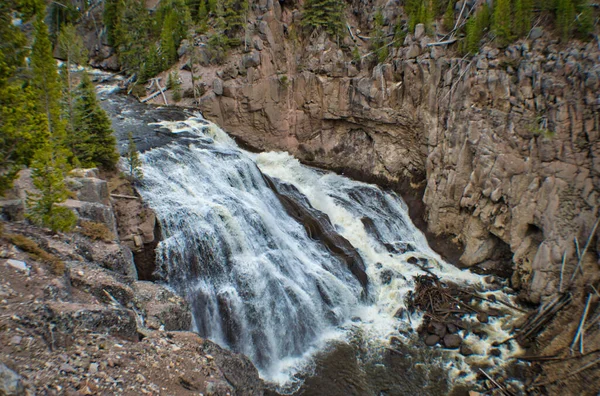 Une Belle Journée Ensoleillée Parc National Yellowstone Avec Eau Coulant — Photo