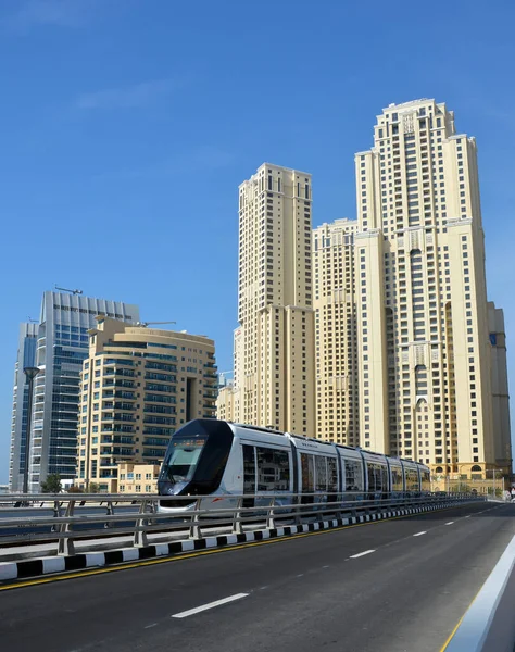 Dubai United Arab Emirates Jan 2015 Vertical Shot Dubai Tram — Stock Photo, Image